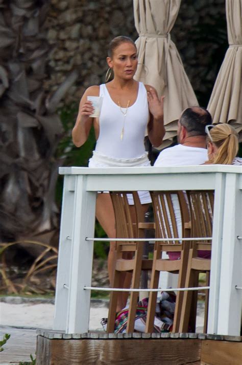 Jennifer Lopez Braless Boobs Hot Celebs Home