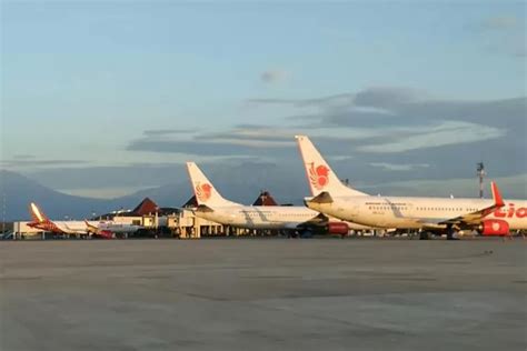 Lion Air Kembali Beroperasi Di Bandara Adi Soemarmo Solo Suara Karya