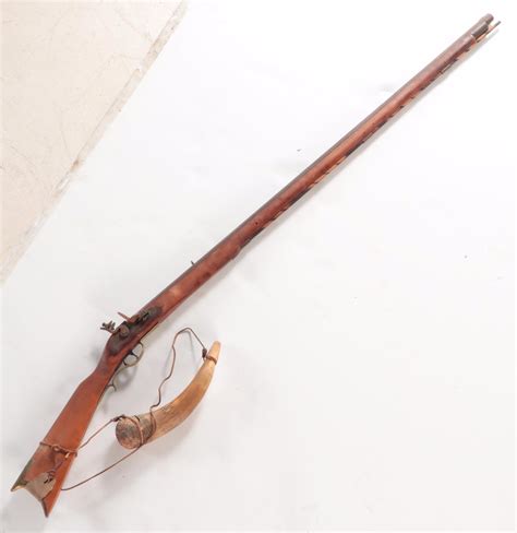 Dixie Gun Works 32 Flintlock Rifle With Powder Horn Ebth