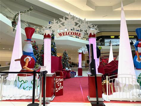 Southridge Mall Hosts New Holiday Events for Families - Milwaukee With Kids