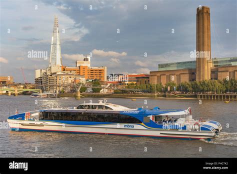 Blackfriars Bridge And Tate Modern London England Uk Stock Photo Alamy