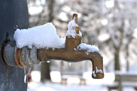 Cold Weather And Frozen Drains And Pipes Metro Rod