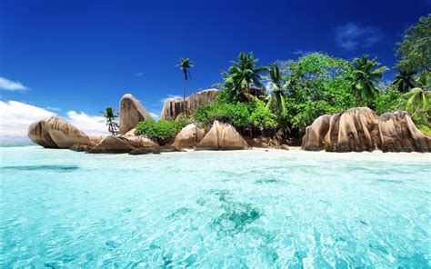 Seychelles Beaches -Explore one of the Most Beautiful Beaches in Africa