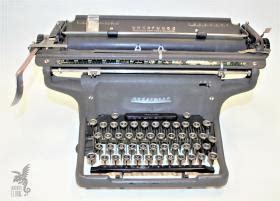 Antigua máquina de escribir Underwood Máquinas de escribir Antigüedad