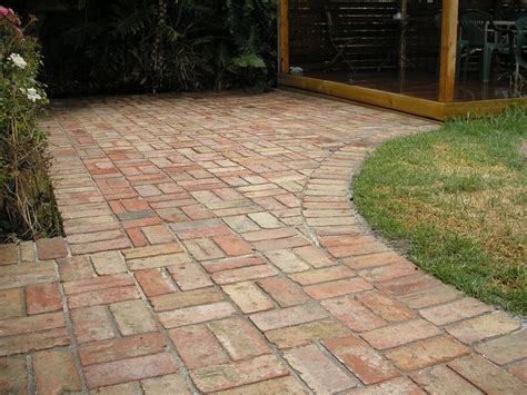 Choose The Best Paver Pattern And Color For An Outdoor Patio