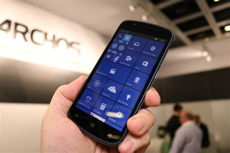 Cesium Bei Der Ifa Archos Zeigt Sein Erstes Windows Smartphone