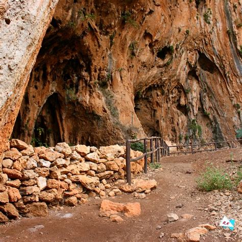 Sicilia Trapani Riserva Dello Zingaro Grotta Dell Uzzo Lucio Flickr