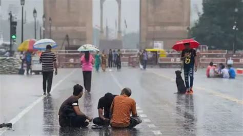 Delhi Records Minimum Temperature Of 25 5 Deg C Light Rain Likely During Day Republic World