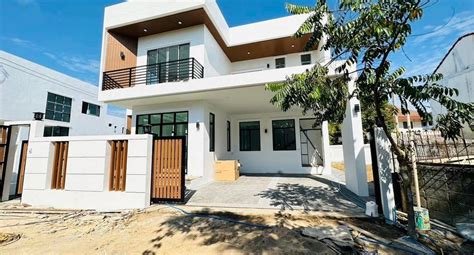 For Sale 4 Bed Villa In Mueang Chiang Mai Chiang Mai Hipflat