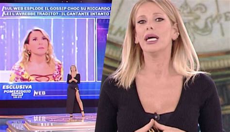 Isola Alessia Marcuzzi Difende Barbara D Urso Dalla Battuta Di Un