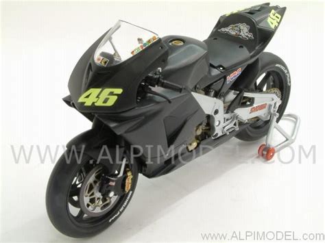 Minichamps Honda Rc V Pre Season Test Bike Black