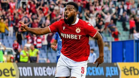 Foot Bulgarie Duckens Nazon Claque Un Nouveau But Avec Cska Sofia