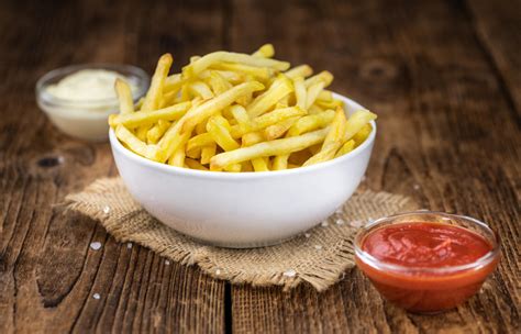 El truco francés para unas patatas fritas crujientes está en un paso