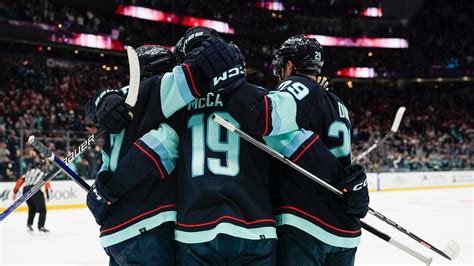 Seattle Kraken clinch 2023 NHL Playoffs spot | king5.com