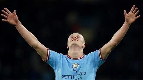 Erling Haaland Antes De La Final De La Fa Cup Ganar El Triplete Con