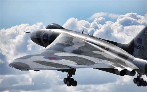 Avro Vulcan B2 Serial Xh558xh558 The Spirit Of Old Mans Eyes