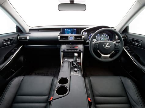 Interior Car Lexus ES 300h 2013