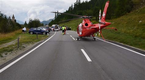 Sils Im Engadin Gr Motorradfahrer Bei Unfall Schwer Verletzt