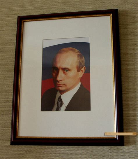 фотография путина на фоне флага | Флаги и гербы