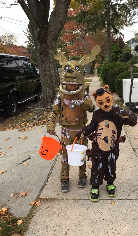 √ Spring Trap Kids Costume