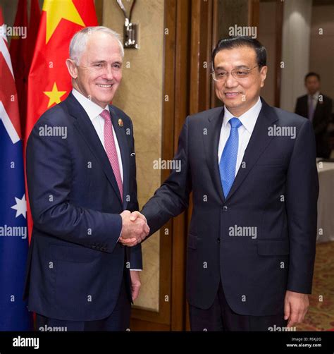 Kuala Lumpur Malaysia 21st Nov 2015 Chinese Premier Li Keqiang R