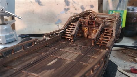 El Jackdaw De Assassin S Creed Iv Construyendo Barcos De Madera En