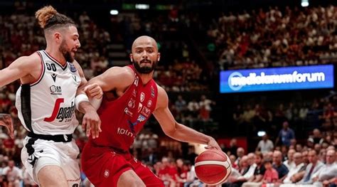 Serie A Finale Scudetto Gara 2 L Olimpia Milano Allunga Nella Serie