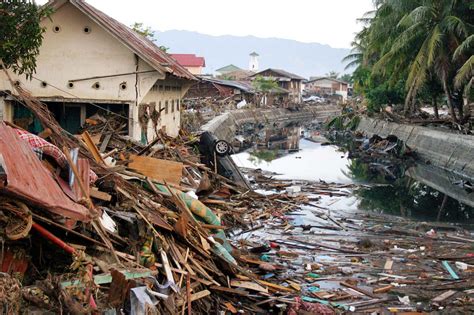 Terremoto Indonesia 2004 Magnitud Indonesia Conmemora A Las Victimas Del Devastador Tsunami 15