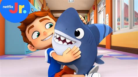 Sharkdog Sneaks In To The First Day Of School Netflix Jr