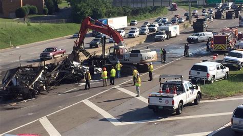 Authorities Investigating The Cause Of Fatal I 40 Crash