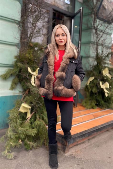 Charming Marina Y O From Warszawa With Blonde Hair ID