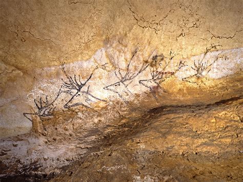 Lascaux: The Cave called Lascaux