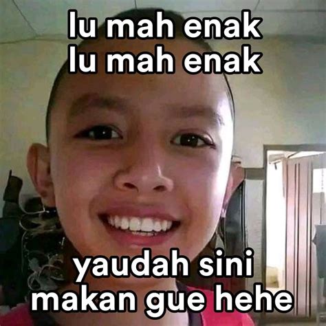 pin oleh ara  meme gambar reaksi lucu humor lucu fakta lucu