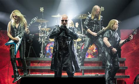 Judas Priest Zum Ersten Mal Auf Platz Der Charts