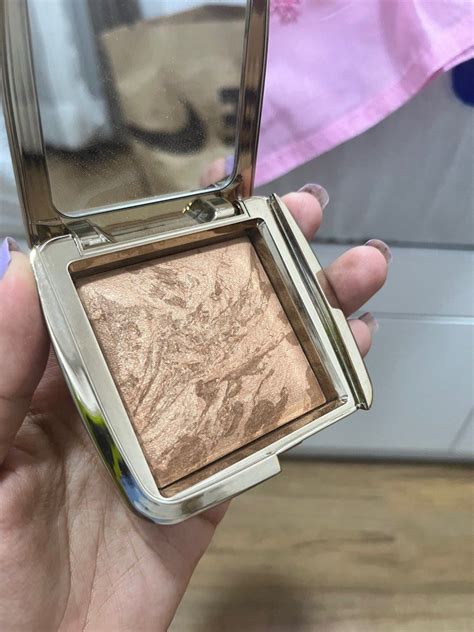 Hourglass Radiant Bronze Light Bronzer Beauty And Personal Care Face Makeup On Carousell