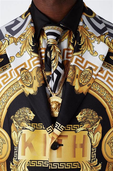 Kith X Versace Ronnie Fieg Fall Ready To Wear Up Close Detail