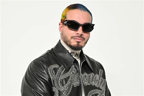 J Balvin Responds To Bad Bunnys Supposed Thunder Y Lightning Insult