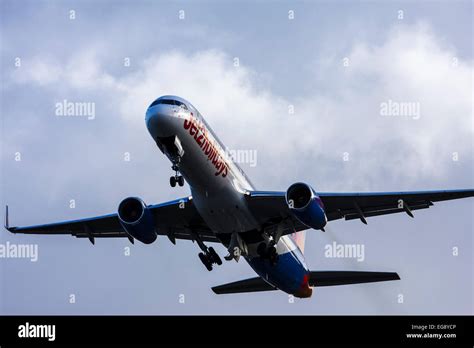 Jet2holidays Aircraft Hi Res Stock Photography And Images Alamy