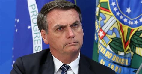 Ap S Cr Ticas Bolsonaro Revoga Mp Que Autorizava Suspens O Do Contrato