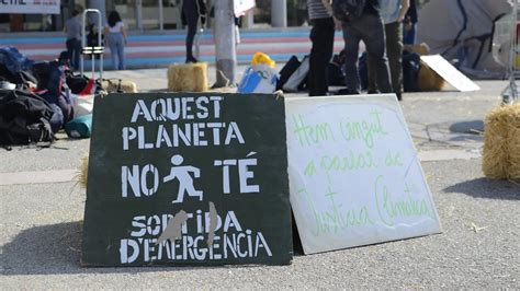 Estudiantes De Varios Pa Ses Okupan Institutos Y Universidades Por El