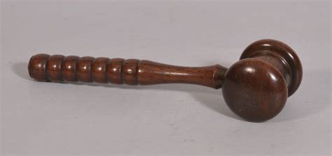 S3174 Antique Treen 19th Century Rosewood Auctioneers Gavel Bada