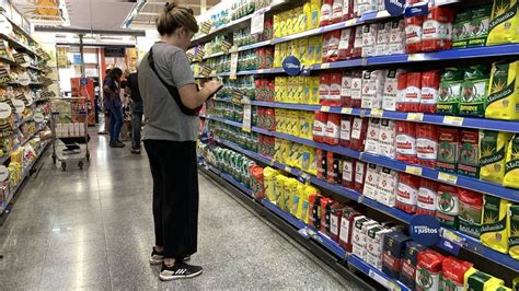 Supermercados lanzan una canasta a precios diferenciados por 60 días