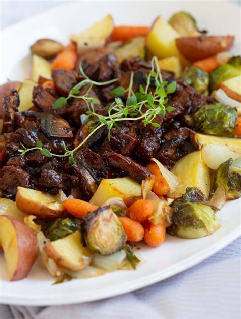 “beefy” Holiday Vegan Pot Roast The Vegan Atlas