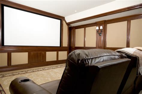 How to Find the Right Screen Size for Your Home Theater | Cathey's ...