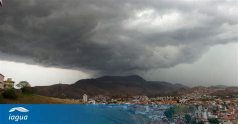 Las Fuertes Lluvias Al Noreste De Brasil Dejan 6 Muertos Y Miles De