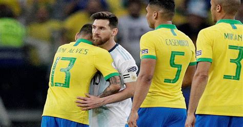 Dani Alves Habla De Messi El Regreso Del Bar A Y Su Visi N Del Dinero