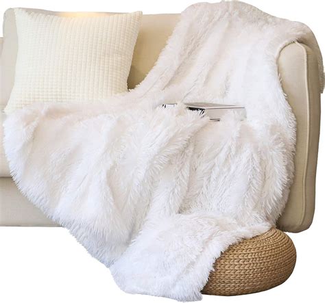 Amazon Tuddrom Decorative Extra Soft Faux Fur Throw Blanket X