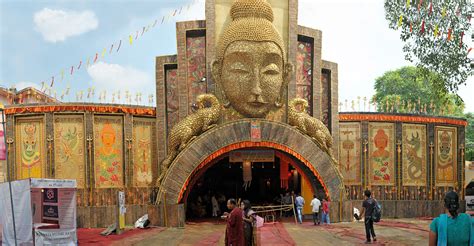 7 Durga Puja Pandals In Delhi That You Must Visit This Time