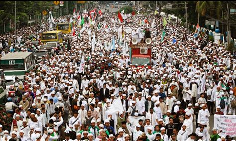 Jakarta Street Violence – Are Islamists on the rise in Indonesia?