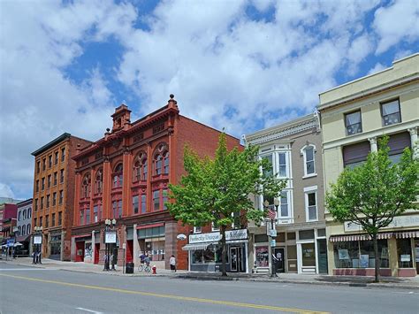 9 Best Small Towns In Upstate New York For A Weekend Escape WorldAtlas